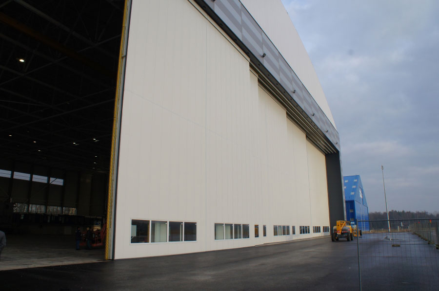 HangarDoors